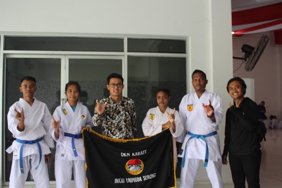 PIALA DANLANTAMAL XIV TAHUN 2022 : INKAI UNIMUDA Sorong Mengikuti Kejuaraan Intern Karate Sorong Raya